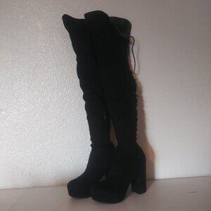 Wild Diva Women's size 6.5 Black Over The Knee Chunky Heel Boots